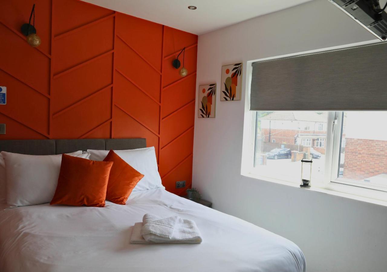 Cb Stays - Private Rooms With Ensuite And Kitchenette In Питерборо Екстериор снимка