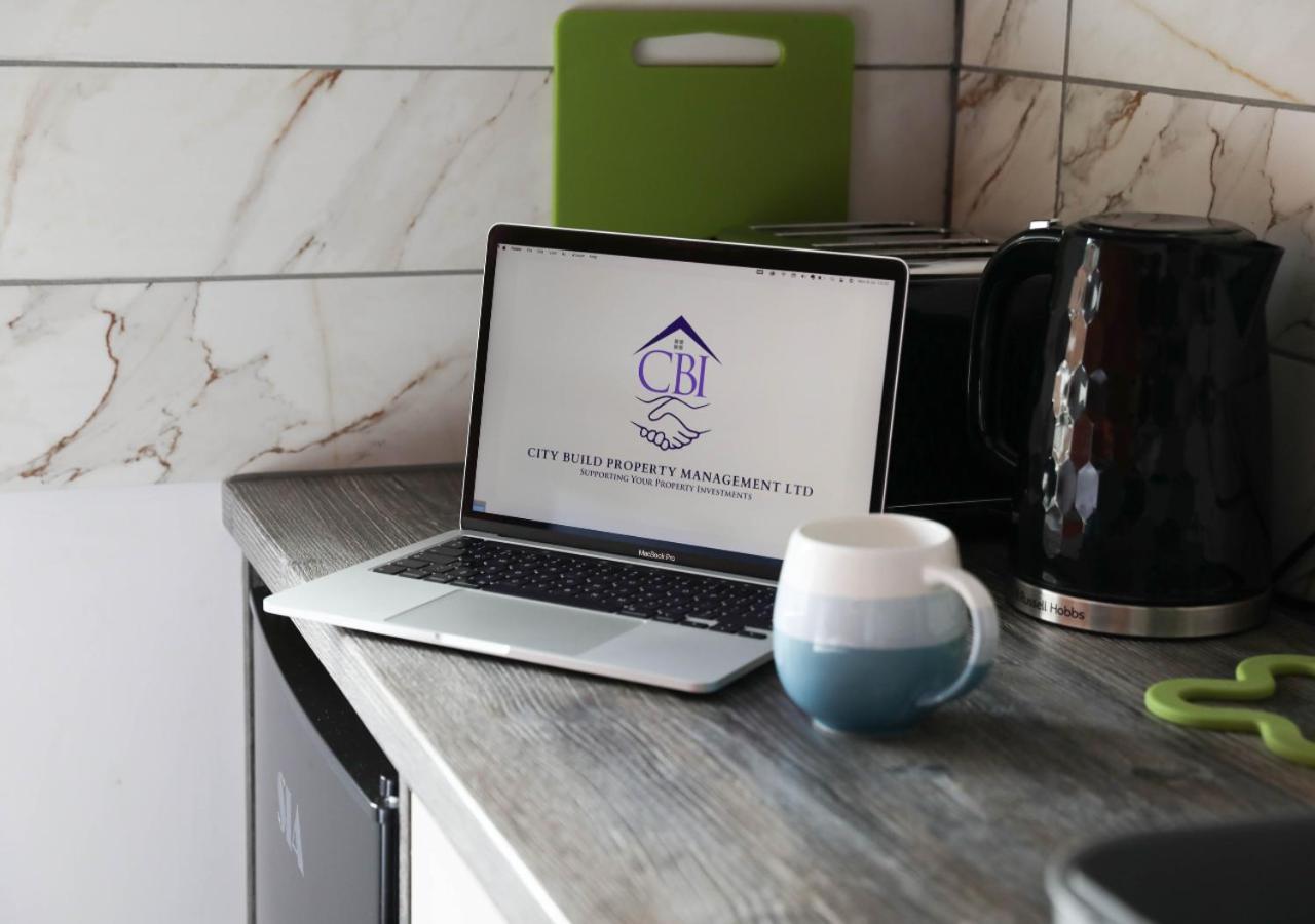 Cb Stays - Private Rooms With Ensuite And Kitchenette In Питерборо Екстериор снимка