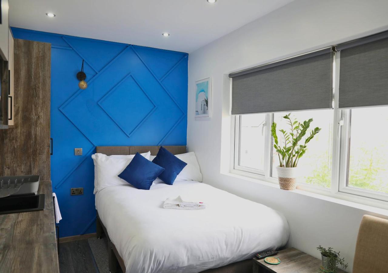 Cb Stays - Private Rooms With Ensuite And Kitchenette In Питерборо Екстериор снимка